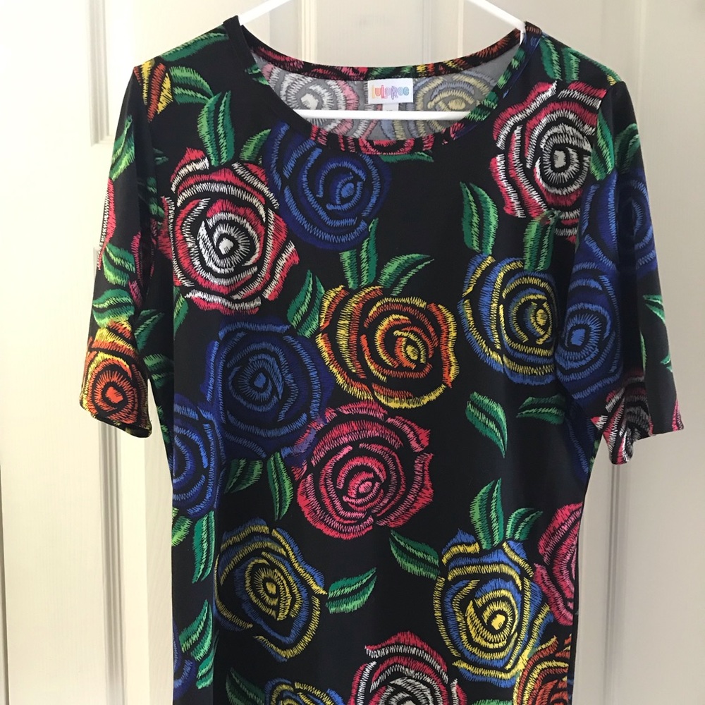 Gently used XL Lularoe Gigi